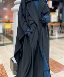 Cape Trench Caviary Premium Noire by Oummi Abi Moi