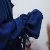 Abaya Rayaana Whool Peach Premium by Oummi Abi Moi Bleu Nuit Manche Zoom
